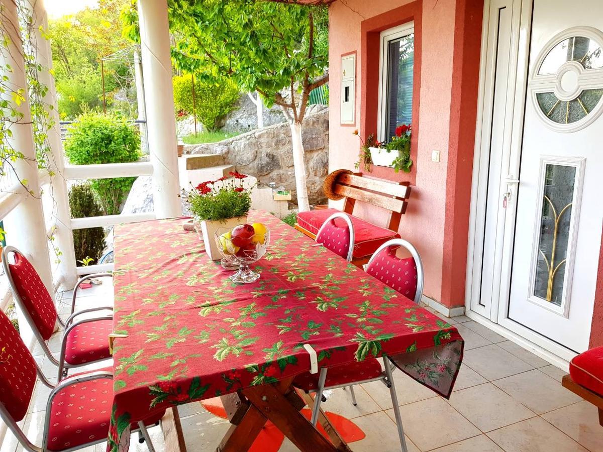 Holiday Village Ostrog Никшич Экстерьер фото